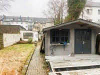 Bild (00378afd7baa7aae2e0dc466c9aed21c): Mehrfamilienhaus mit gro�em Grundst�ck und Entwicklungspotenzial