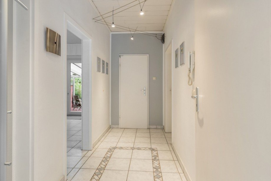 Diele Erdgeschoss Mehrfamilienhaus Oberhausen