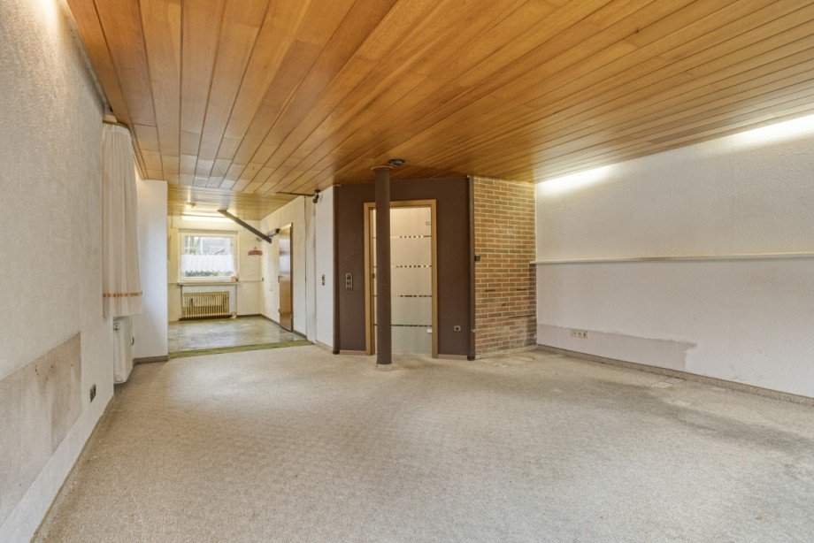 Wohnzimmer mit Blick in die K�che Reihenendhaus Oberhausen