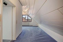 Zimmer im Spitzboden Freistehendes Einfamilienhaus mit Wellnessbereich in beliebter Lage von Oberhausen-Alstaden