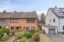 Hauptbild R E S E R V I E R T ! Reihenendhaus in Oberhausen-Schmachtendorf