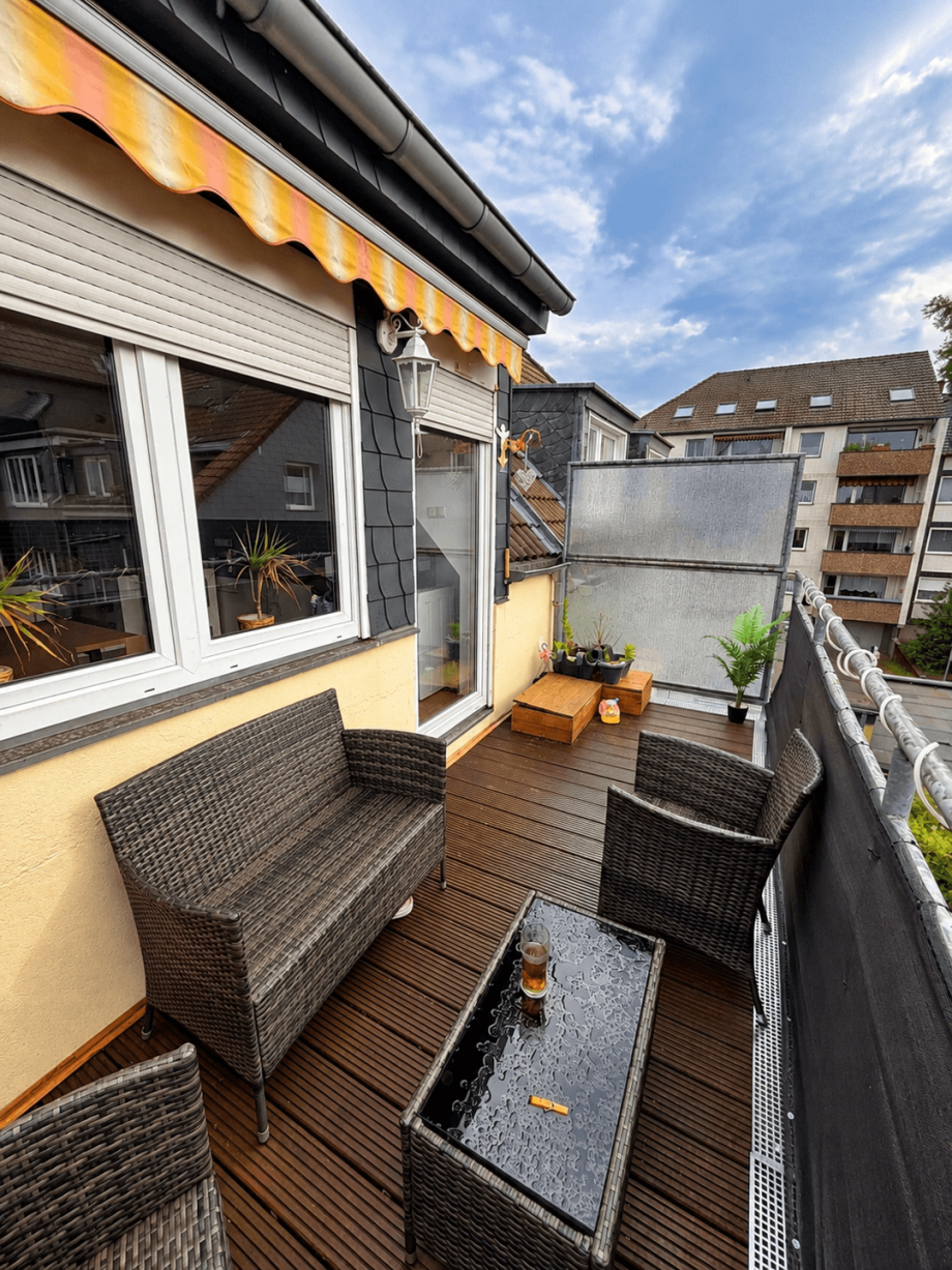 Balkon Dachgeschoss Mehrfamilienhaus Oberhausen