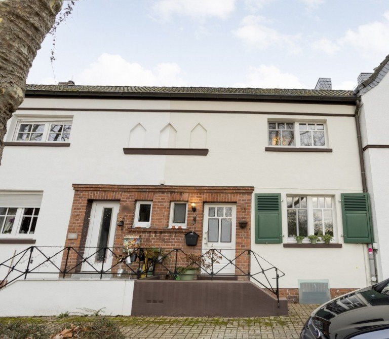 Ansicht Stra�enseite Kamp-Lintfort Reihenmittelhaus Reihenmittelhaus mit historischem Flair in Kamp-Lintfort