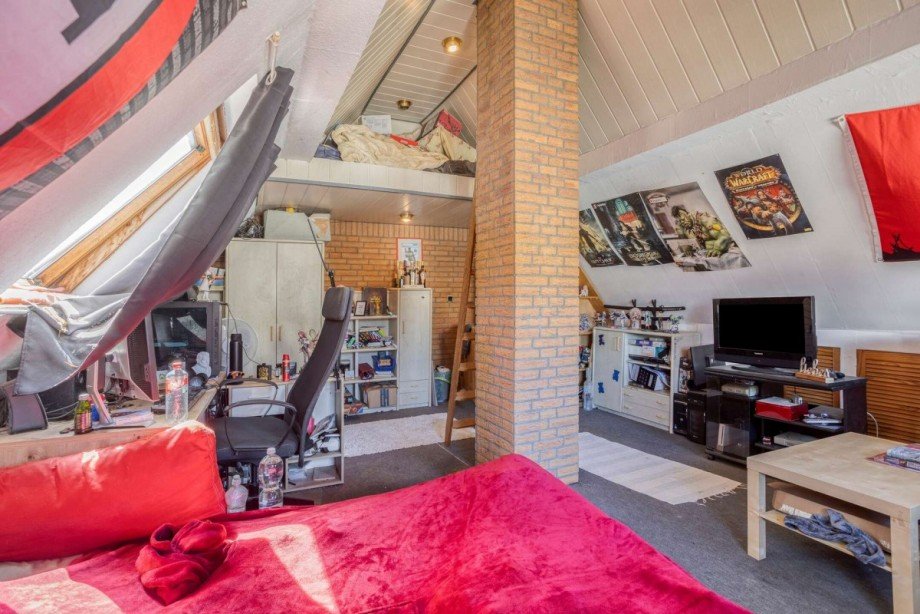 Zimmer im Dachgeschoss Doppelhaush�lfte Oberhausen