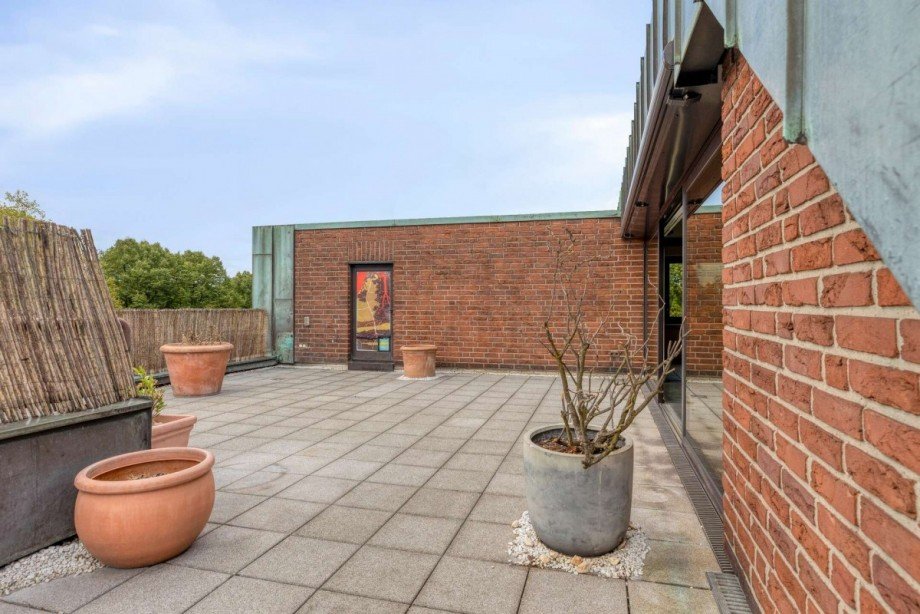 Blick �ber die Terrasse Penthousewohnung Oberhausen